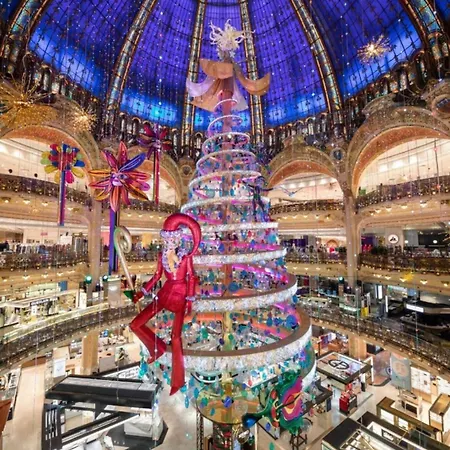 View Of Eiffel Tower 16th Arrondissement Trocadero With Terrasse Апартаменты Париж